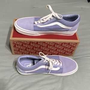 Brand new Vans sneakers. Size 10.5